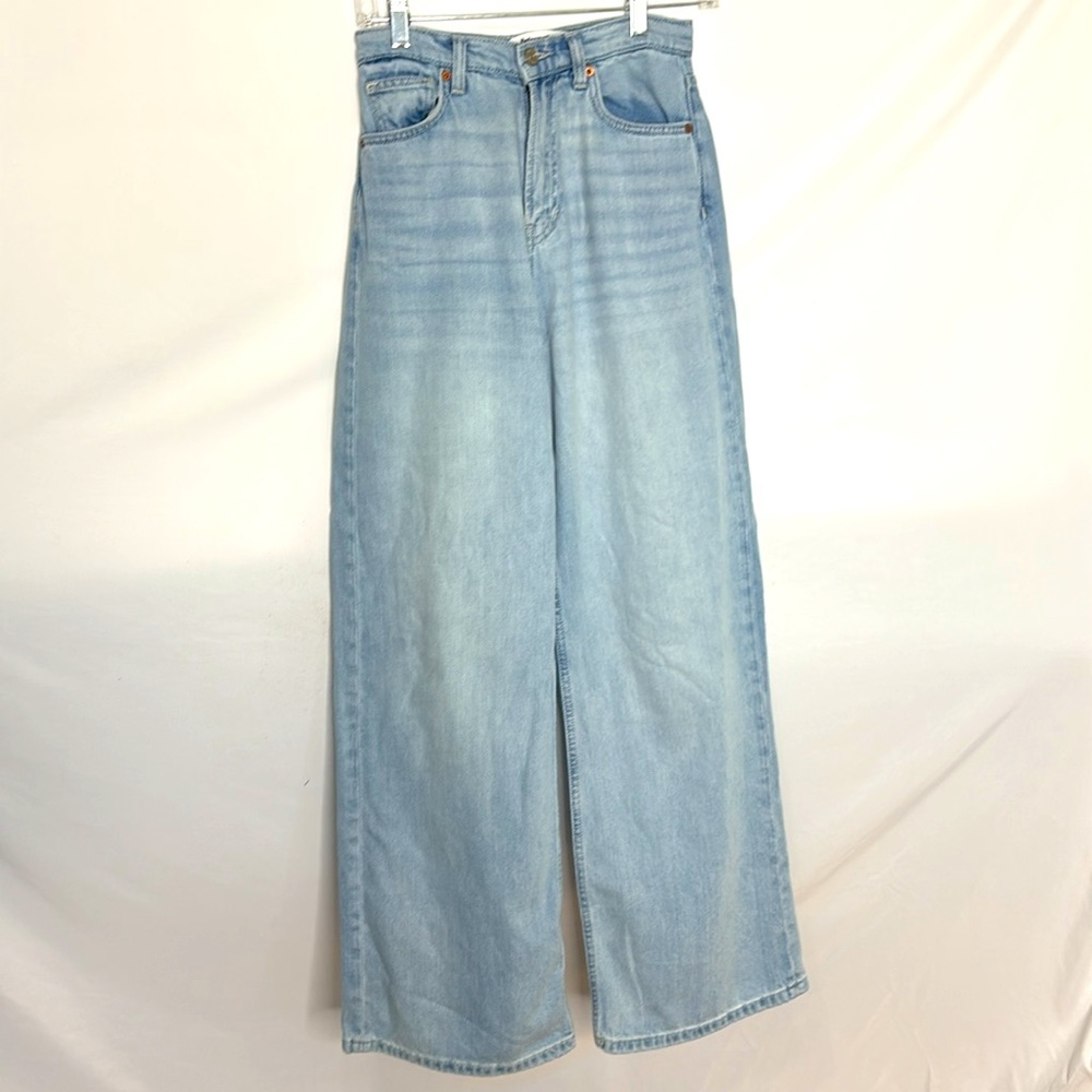 Reformation Carey Lived in Light Wash Wide Leg Jeans - Picture 6 of 8